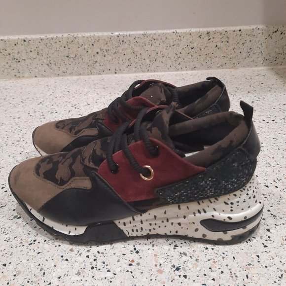 Steve Madden Cliff Olive Multi Color Green Camo Rebooted Sneaker Womens Size 7.5 - Picture 2 of 6